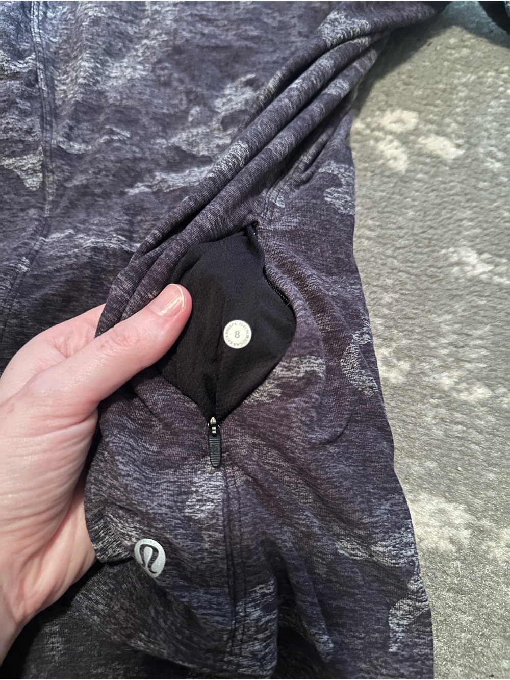 Lululemon Ready to Rulu Long Sleeve size 8 grey camo - Picture 3 of 4